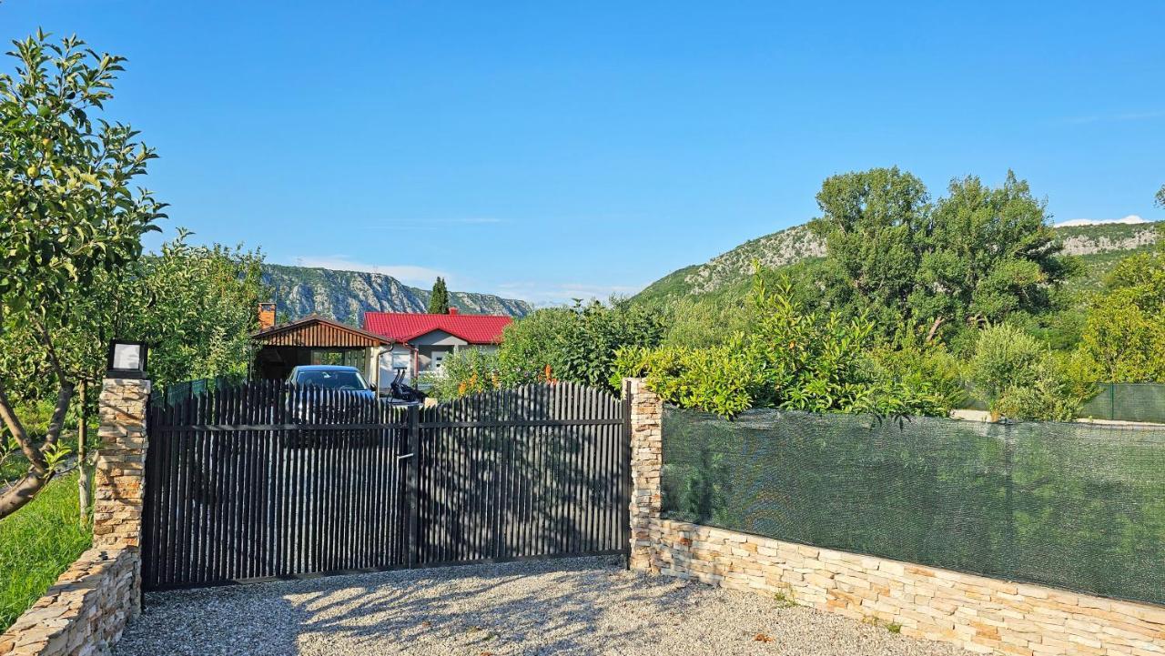 Holiday Home Natura With Private Pool Mostar Exterior foto